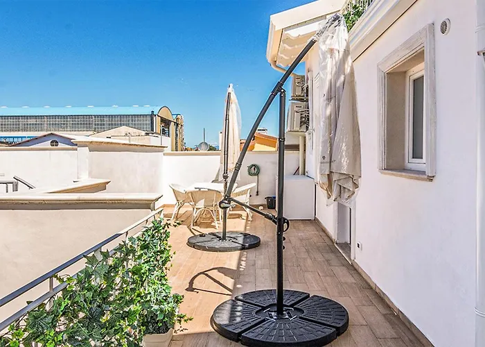 3 Bedroom Lovely In * Viareggio