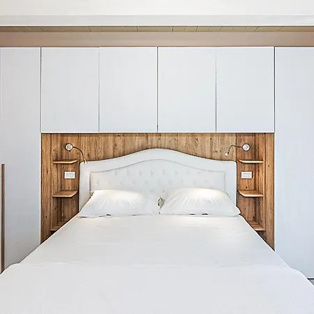 Beautiful Apartment In Viareggio With Wifi